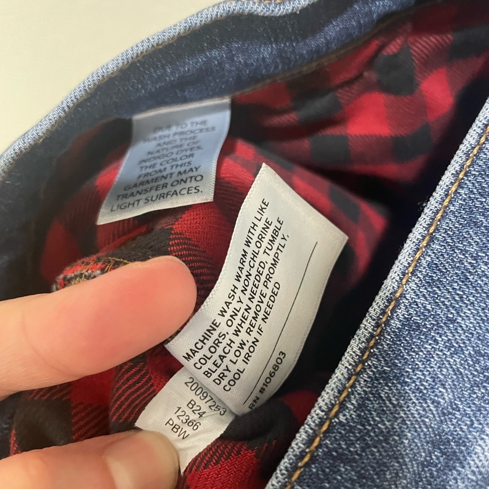 Duluth Trading Co Women’s jeans size 14 x 29 red flannel lined - Picture 3 of 5